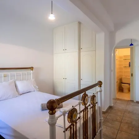 Parikia Cove Mansion