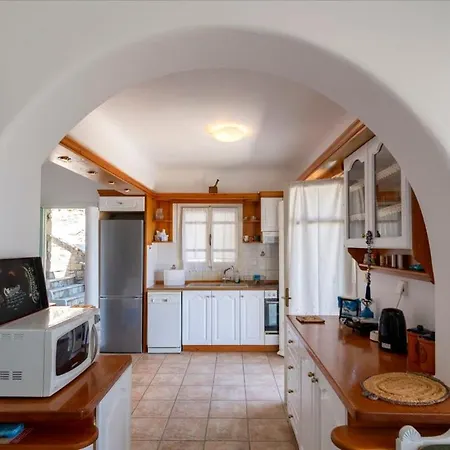 Parikia Cove Mansion Villa