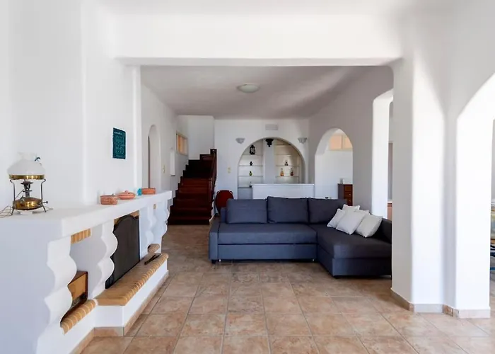 Parikia Cove Mansion Villa *