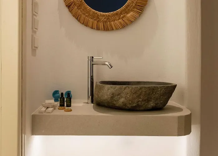 Parikia Cove Mansion *