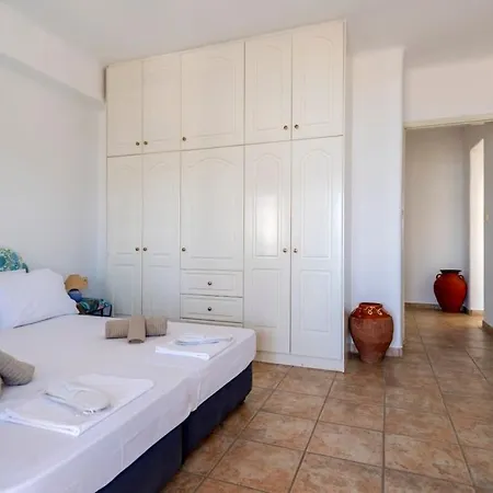 Parikia Cove Mansion * Krotiri