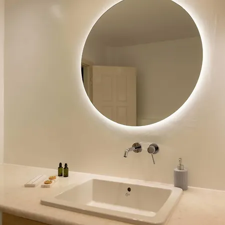 Parikia Cove Mansion Вилла Парос