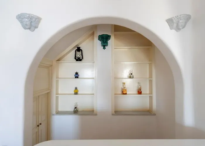 Parikia Cove Mansion Villa *